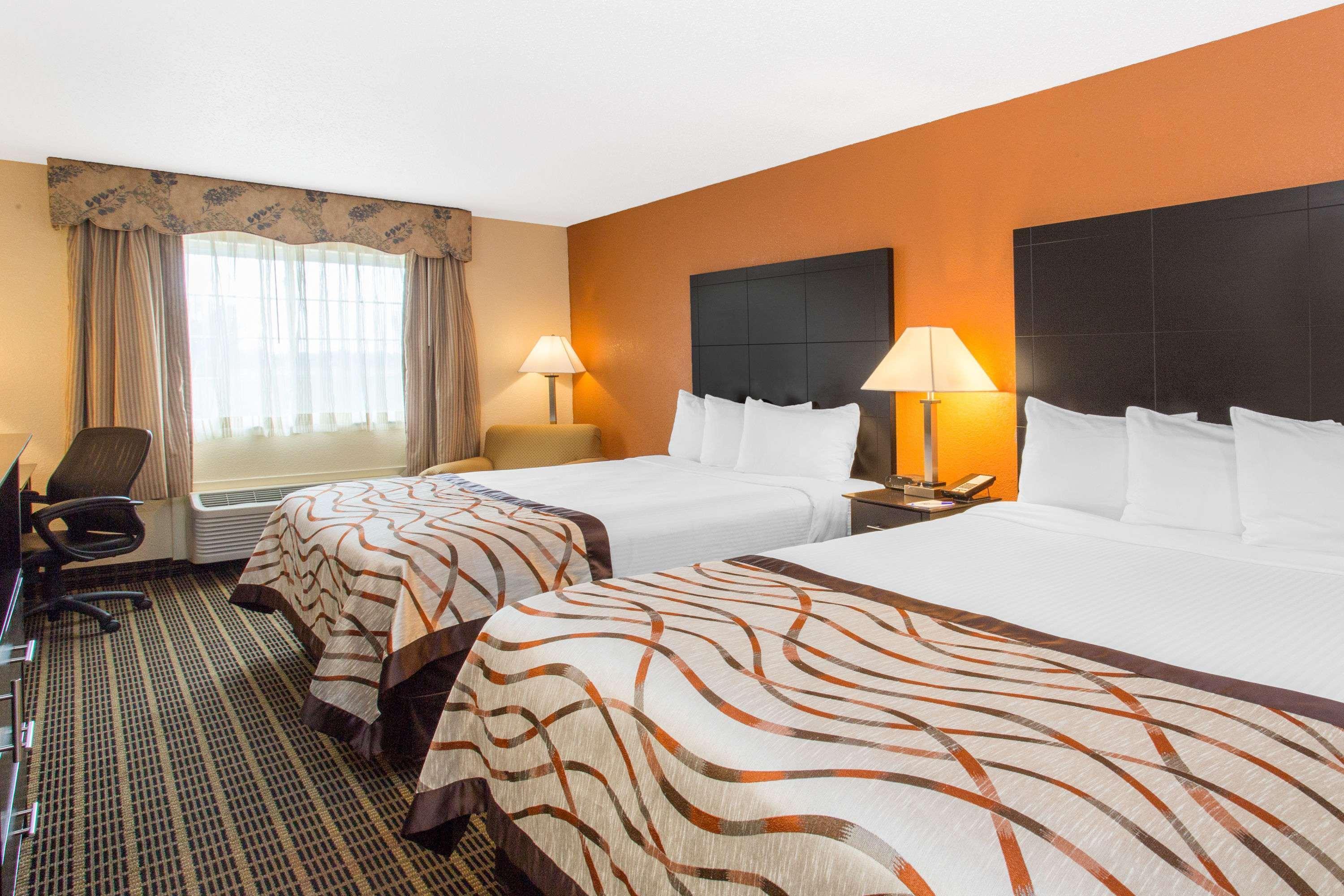 Baymont By Wyndham Muskegon Hotel Kültér fotó
