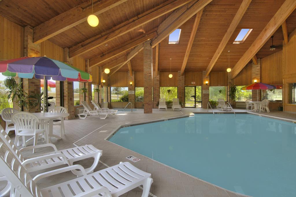 Baymont By Wyndham Muskegon Hotel Kültér fotó