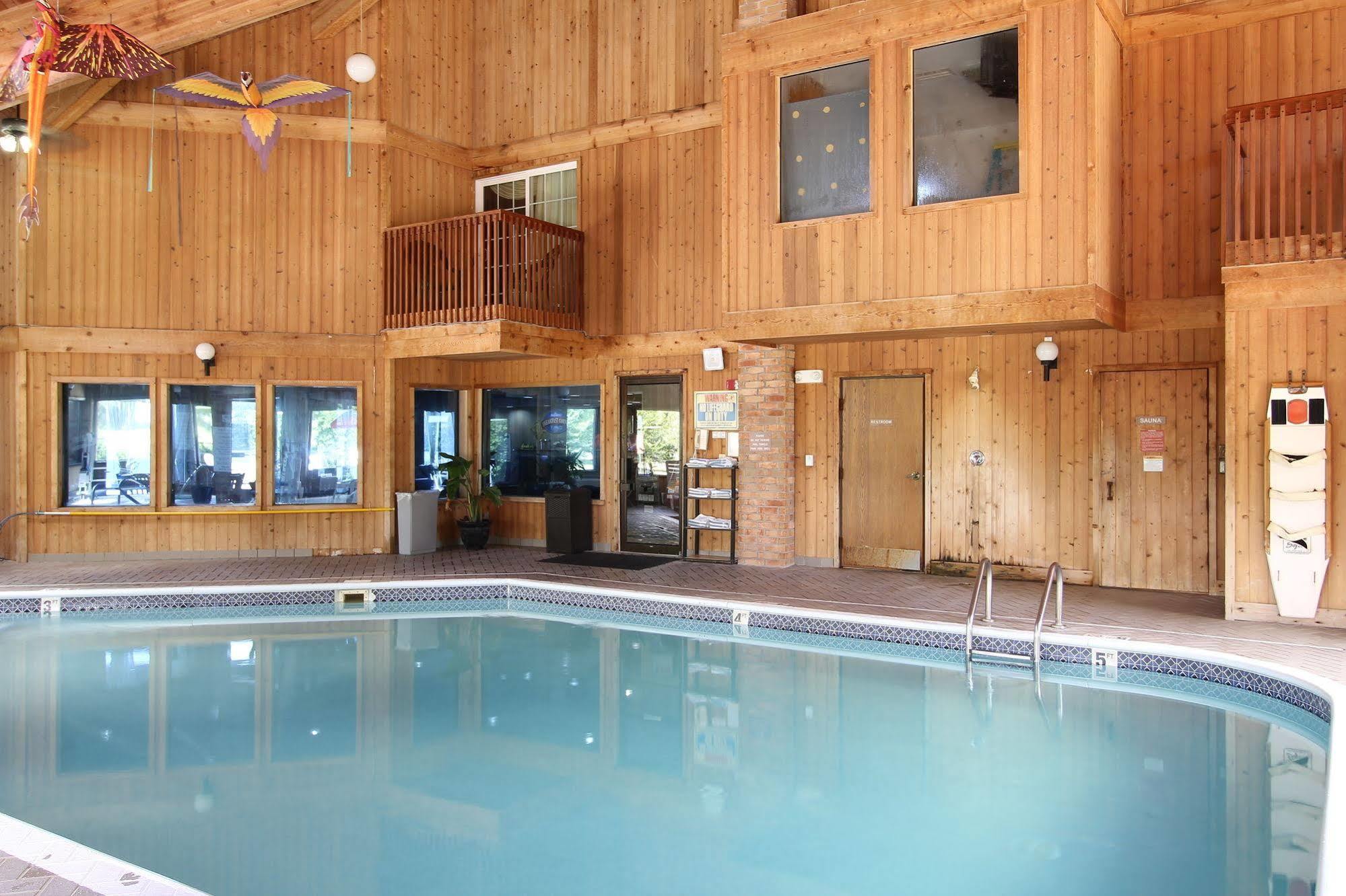 Baymont By Wyndham Muskegon Hotel Kültér fotó